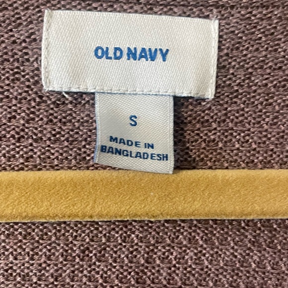 Old Navy Women’s Sweater - Picture 4 of 4